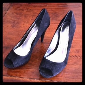 New shoes never worn